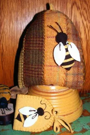 Bee Hive Sampler Pin Cushion BBD549