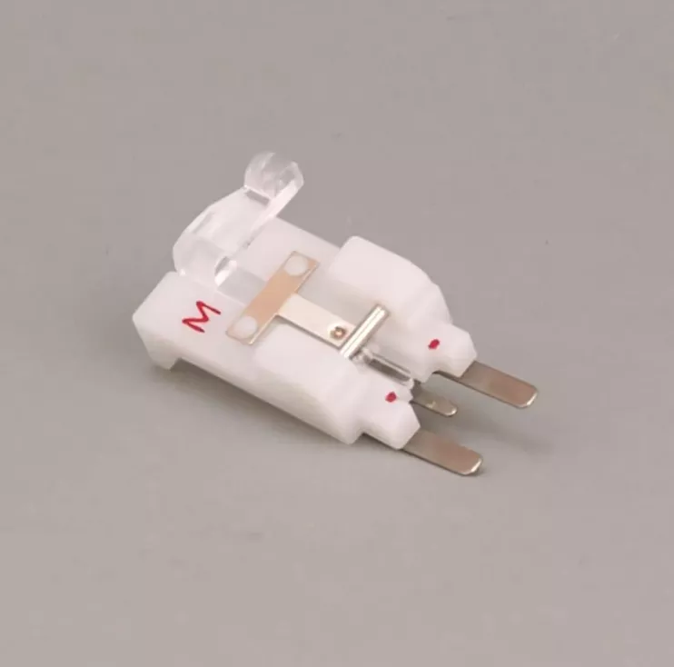 BL Foot: Button Fitting