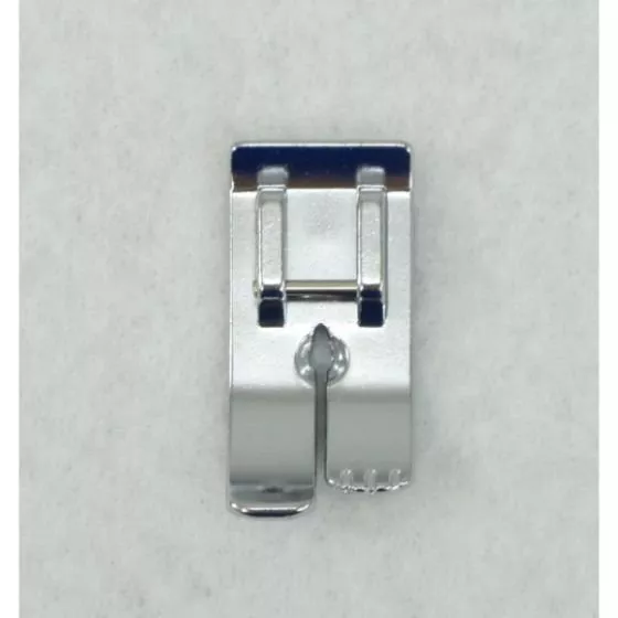 Brother SA167 Straight Stitch Foot (7mm) '