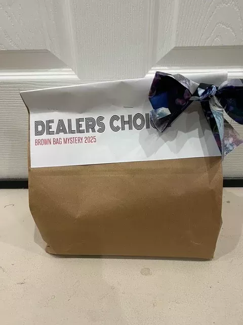 Brown Bag Mystery 2025 - Feature Fabric - Midnight Dreams