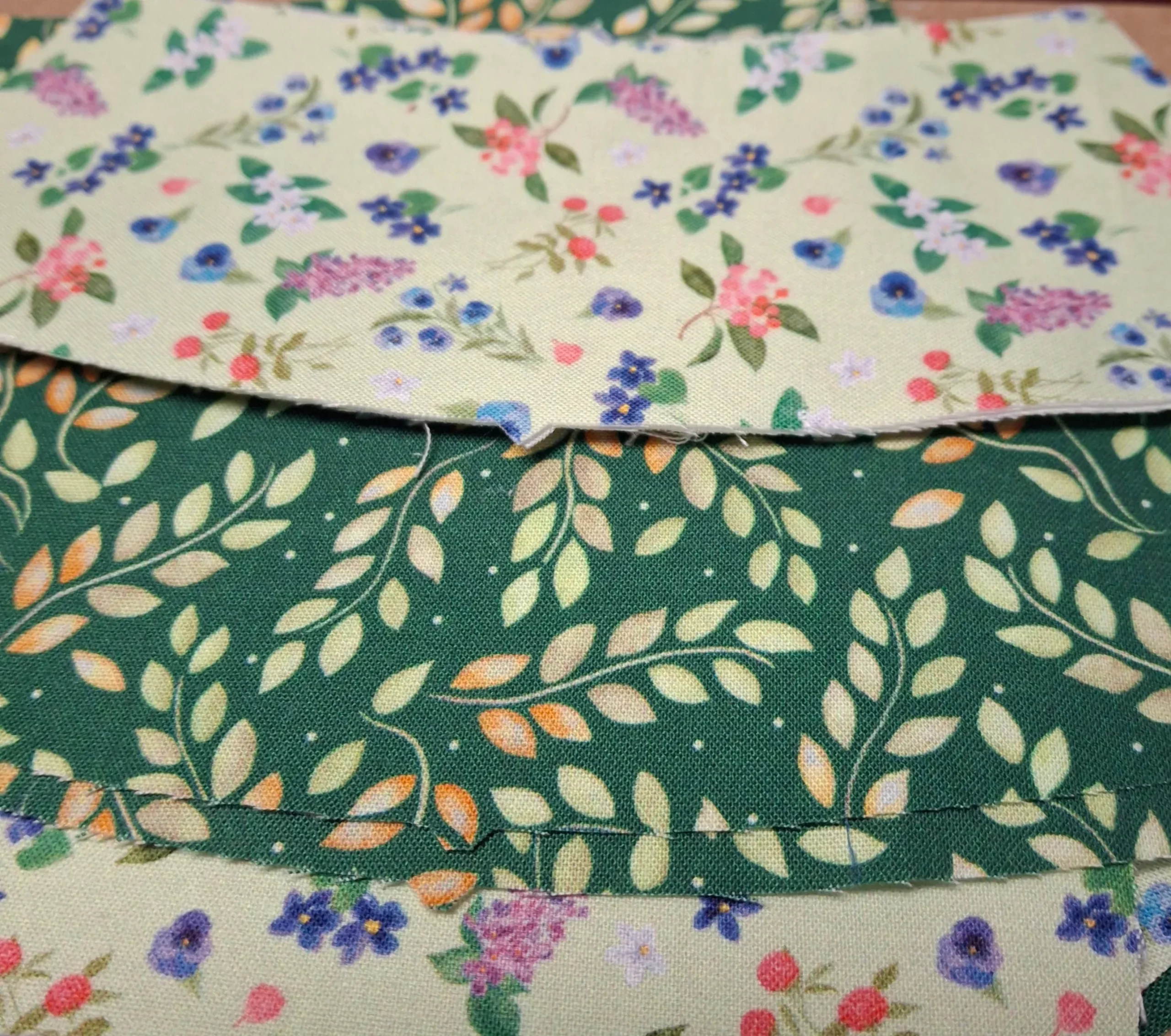 Bucket Hat Kit - Flowers/Leaves - Reversible