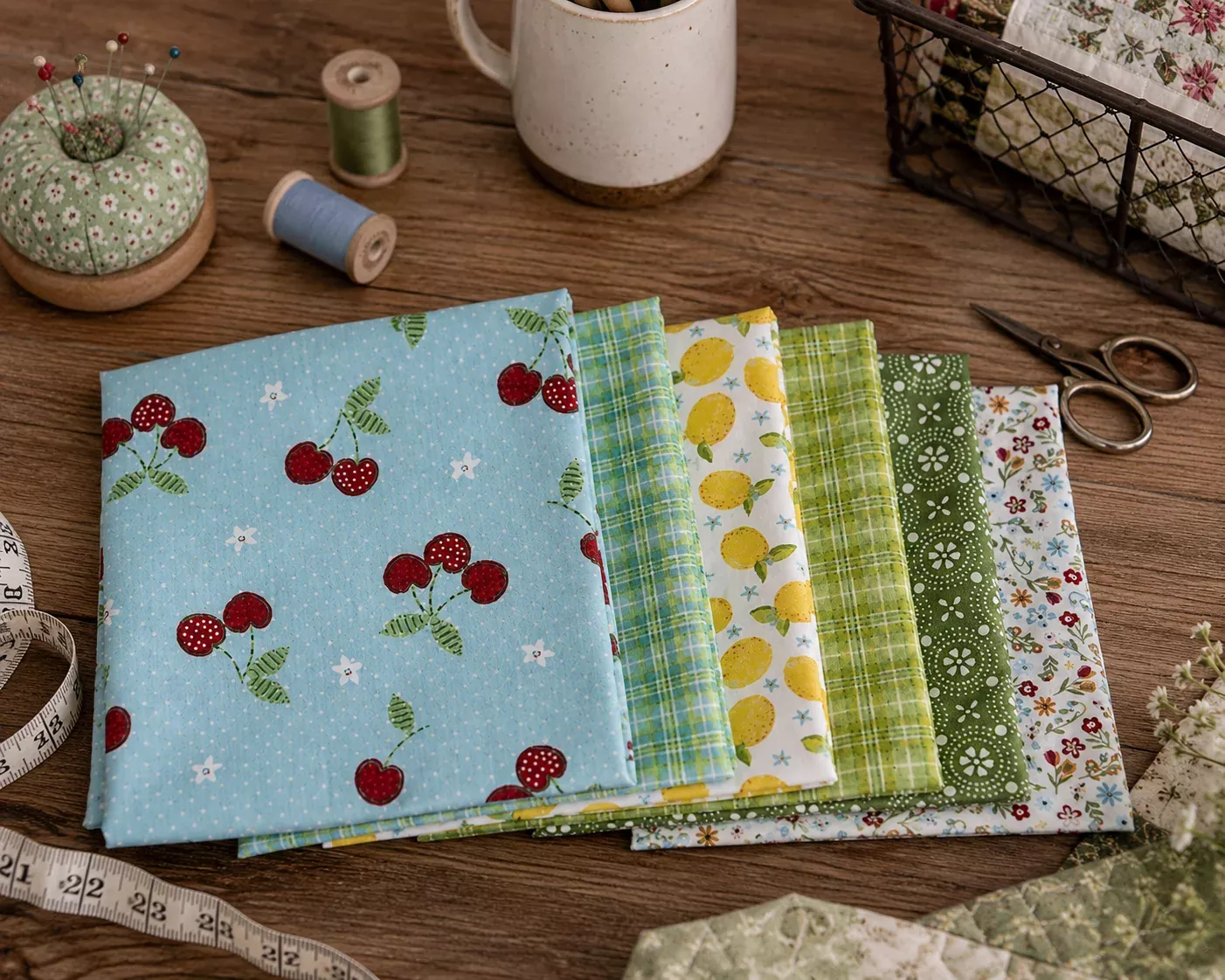 Cherry Lemonade Fat Quarter Fabric Bundle (6)