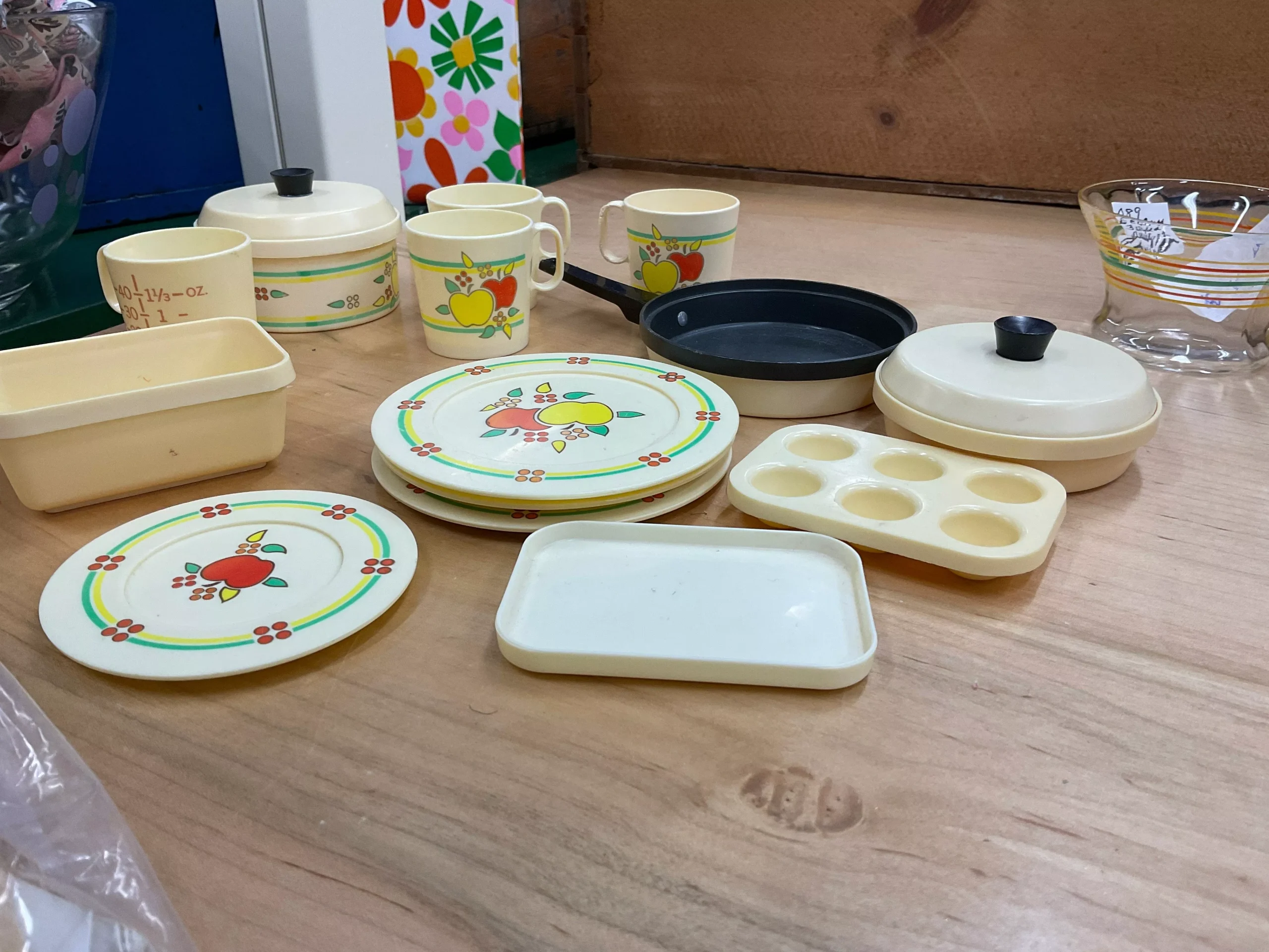 Children’s plastic Tea set