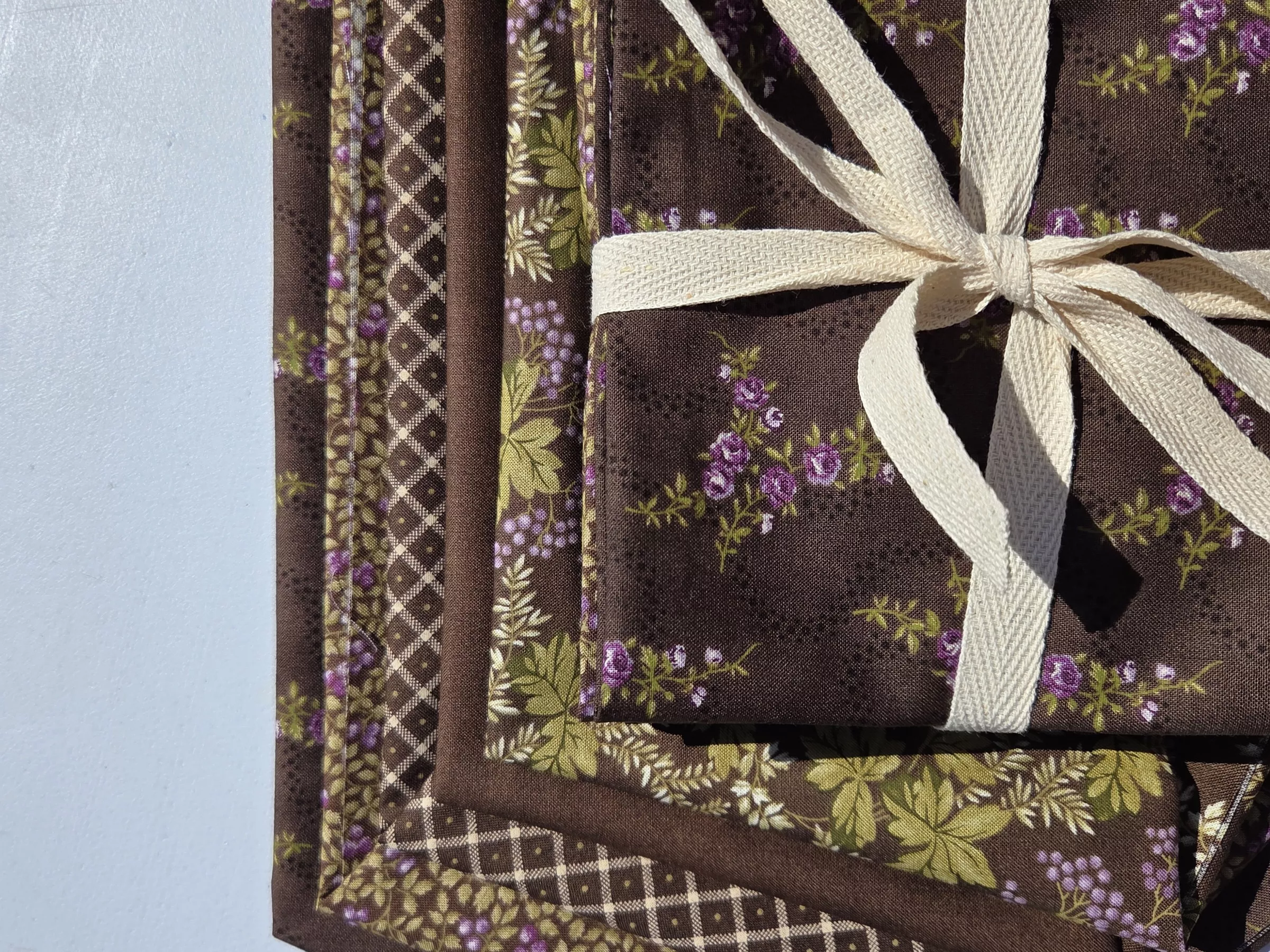 Collections Essence : (5) Fat Quarter Bundle - Soil
