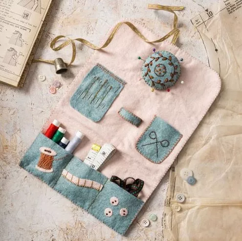 Corinne Lapierre Sewing Roll Craft Kit