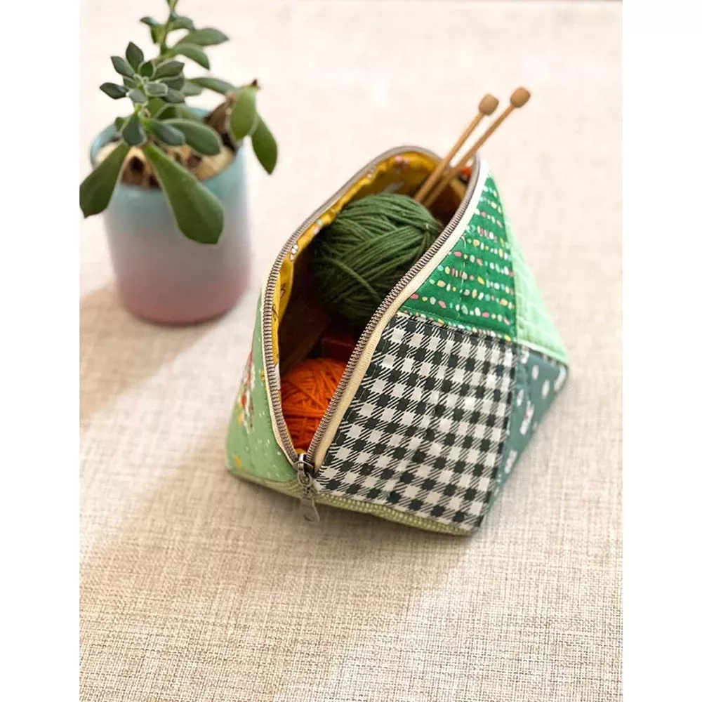 Criss Cross Pouch Set | Minki Kim