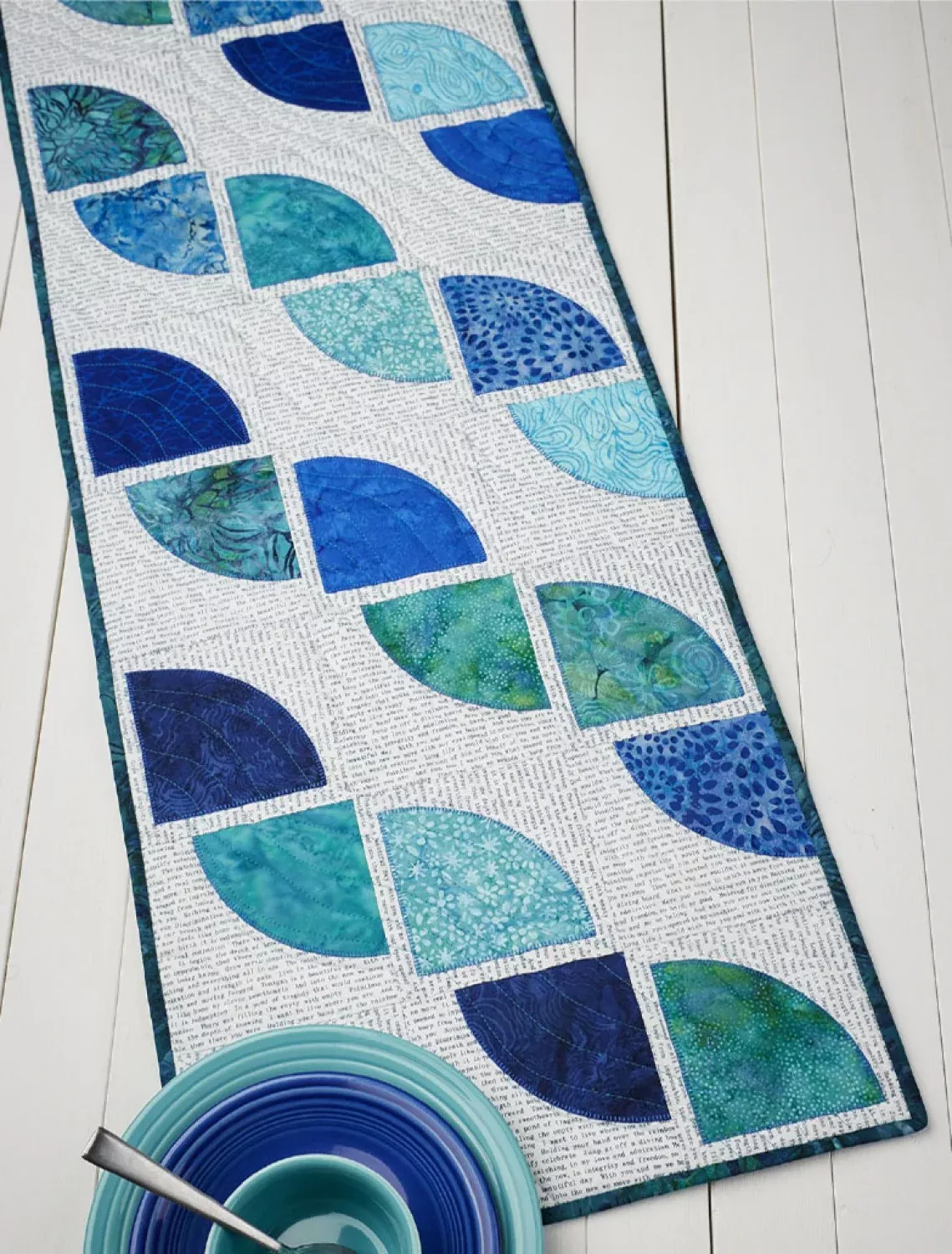 Cut Loose Press Drunkard's Path Table Runner Pattern