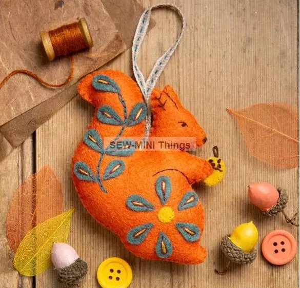 FOLK SQUIRREL BY CORINNE LAPIERRE
