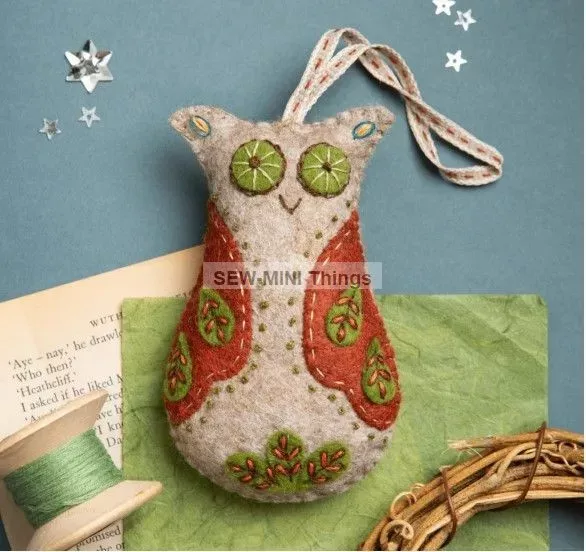 FOLKOWL BY CORINNE LAPIERRE