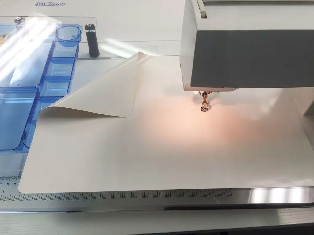 Free Motion Glider : 12"x18" - Sew Steady