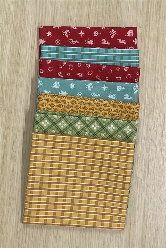 Home Town Holiday Fabric Fat Quarter Bundle (7)