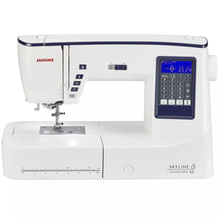 Janome Skyline S3 Computerized Sewing Machine