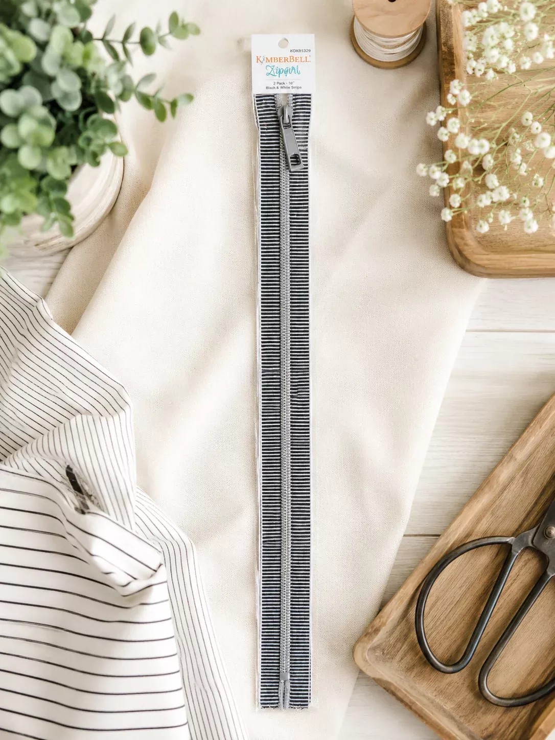 Kimberbell Black & White Stripe Zipper 16" 2 Pack