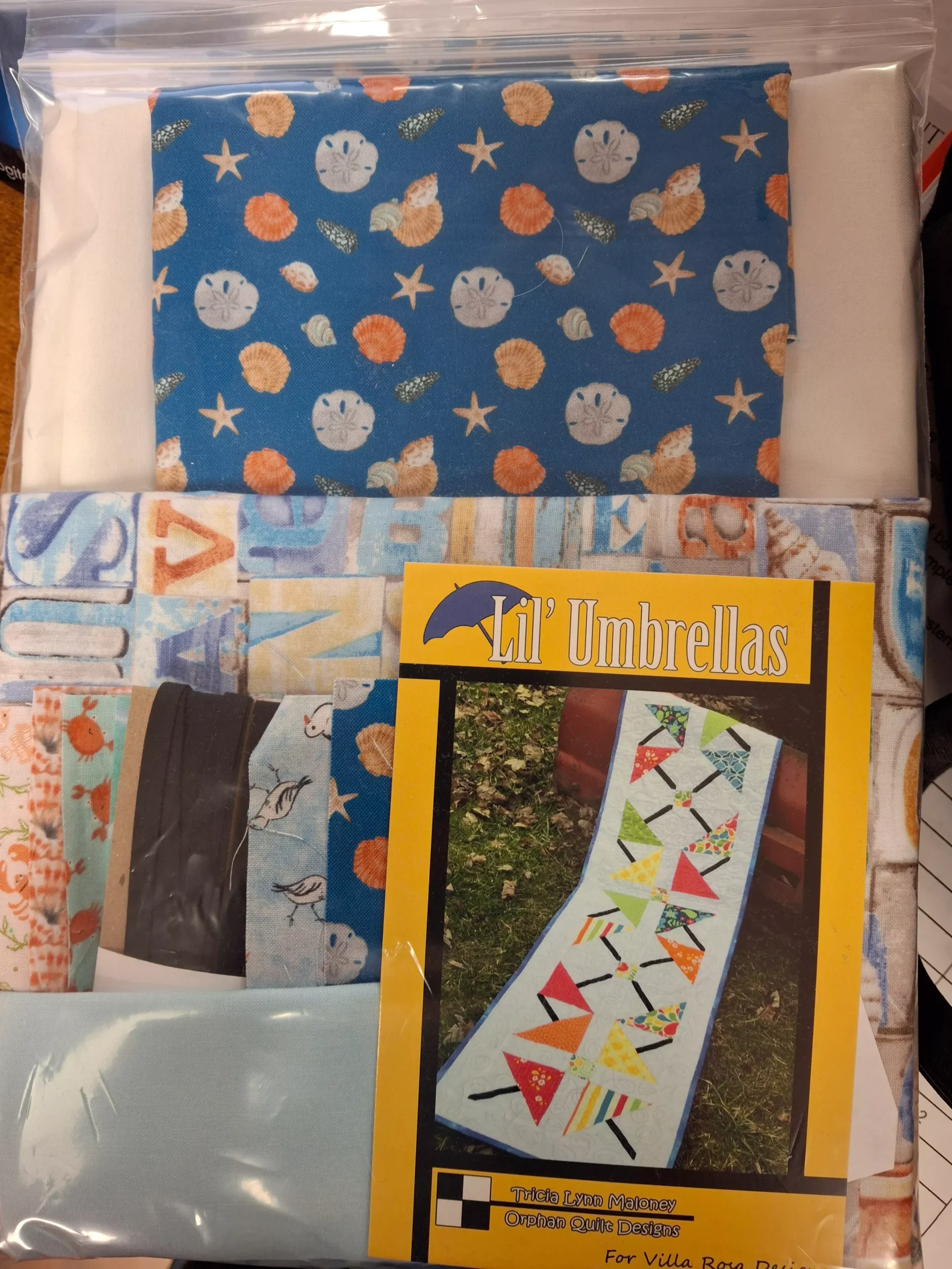 Lil' Umbrellas Table Runner Kit with Pattern by Villa Rosa Designs