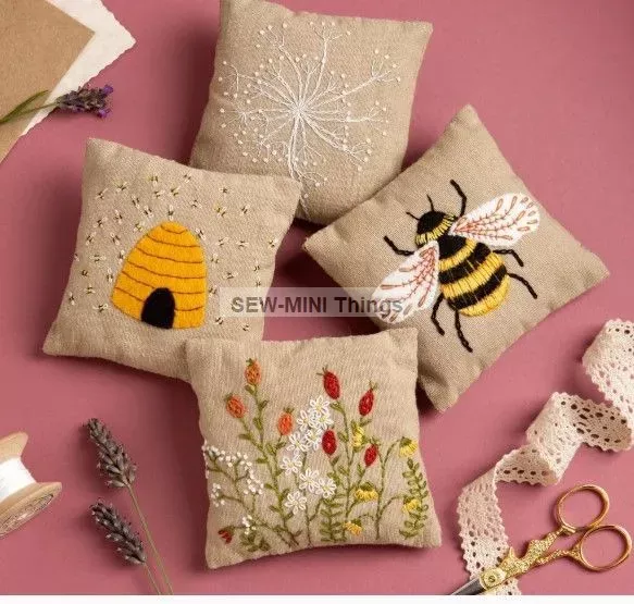 LINEN LAVENDER BAGS (4) BY CORINNE LAPIERRE