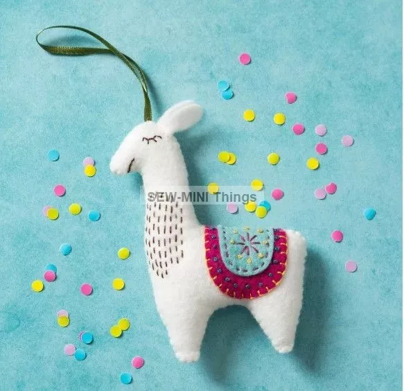 LLAMA BY CORINNE LAPIERRE