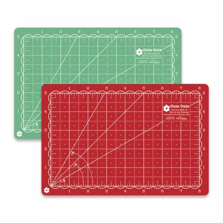 Lori Holt Cute Cuts Cutting Mat 5in x 8in STCM-38650