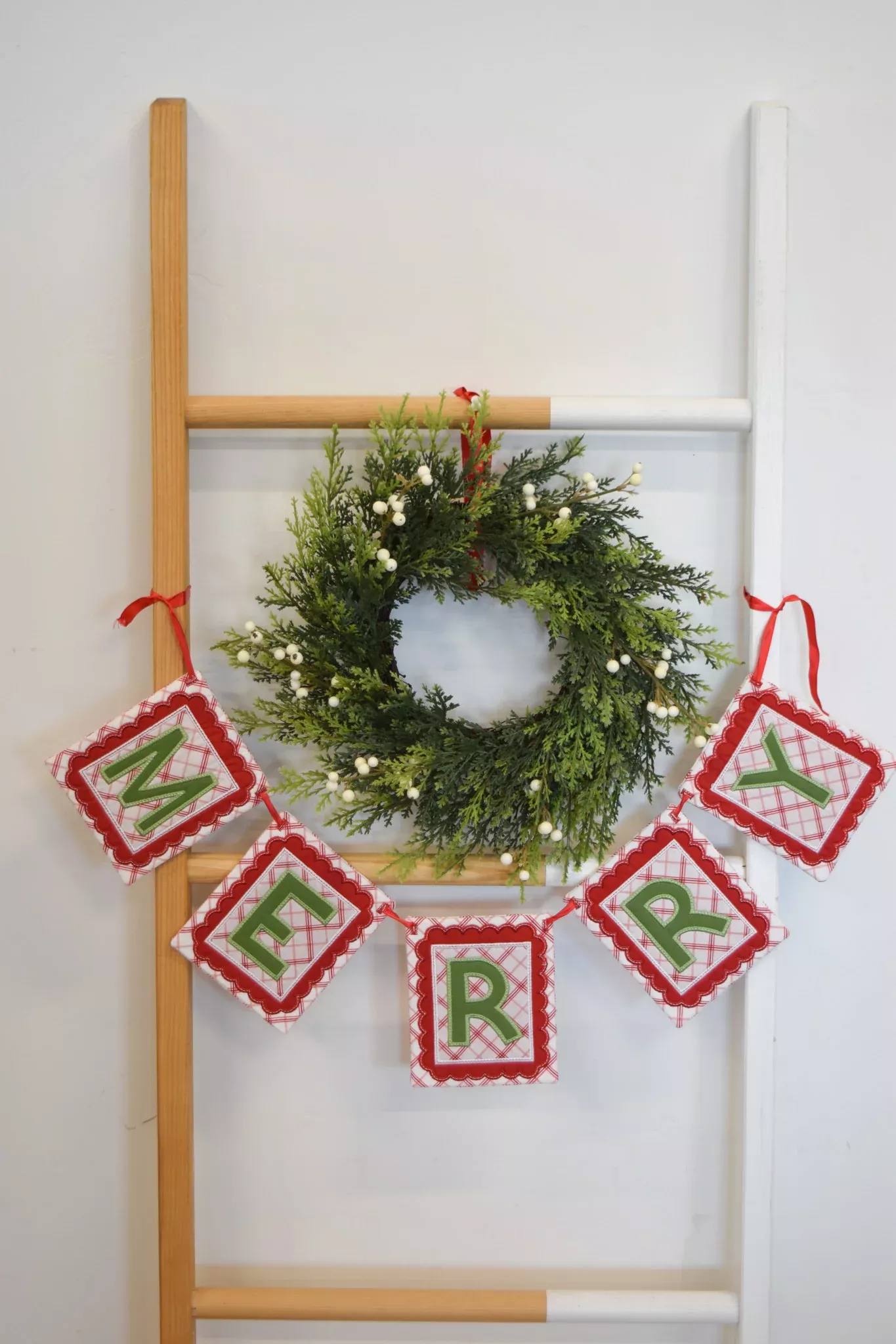 Merry in the Hoop Banner Fabric Kit-Red