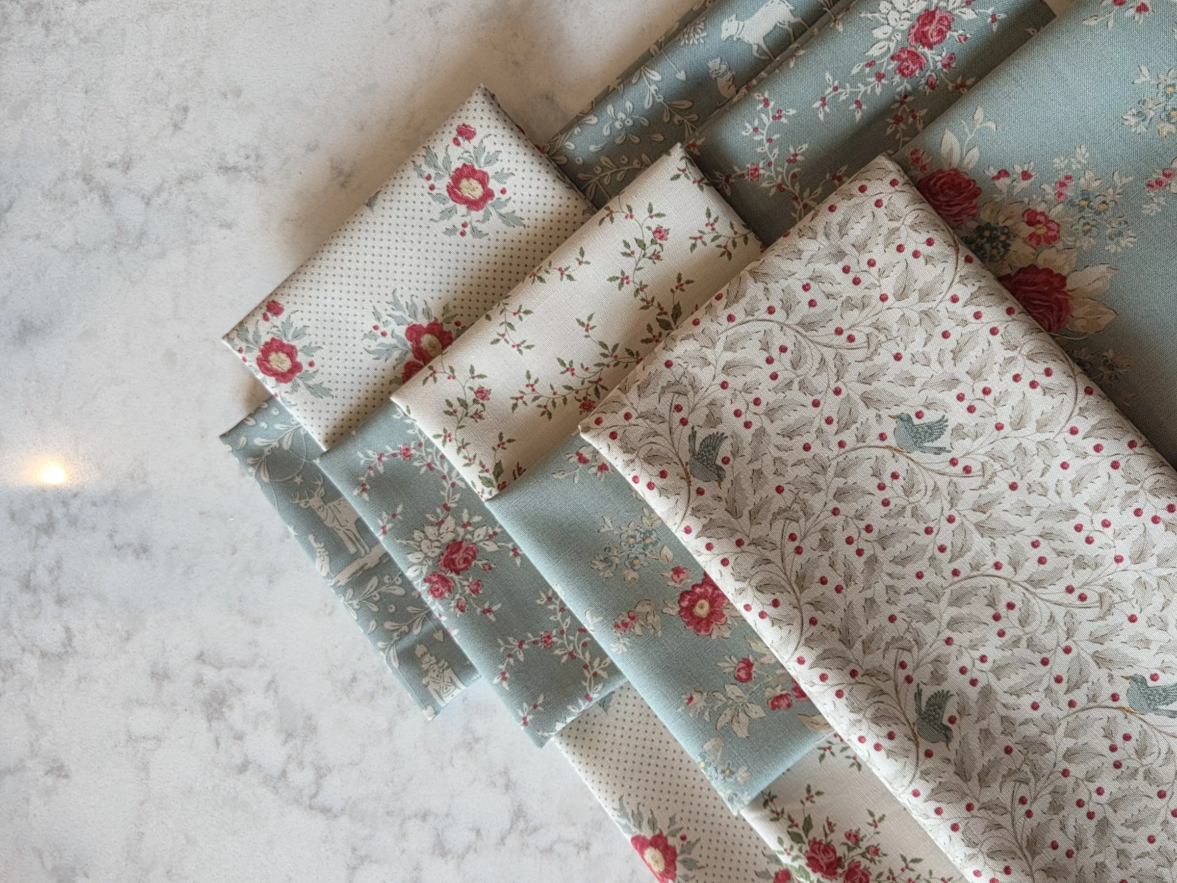 Merry Little Christmas : (6) Fat Quarter Bundle - Duckegg