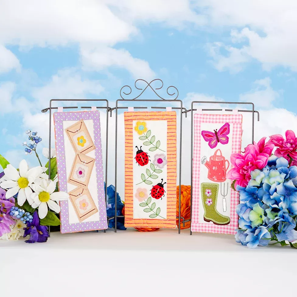 Mini Quilt Trio: Boots and Blooms Kit