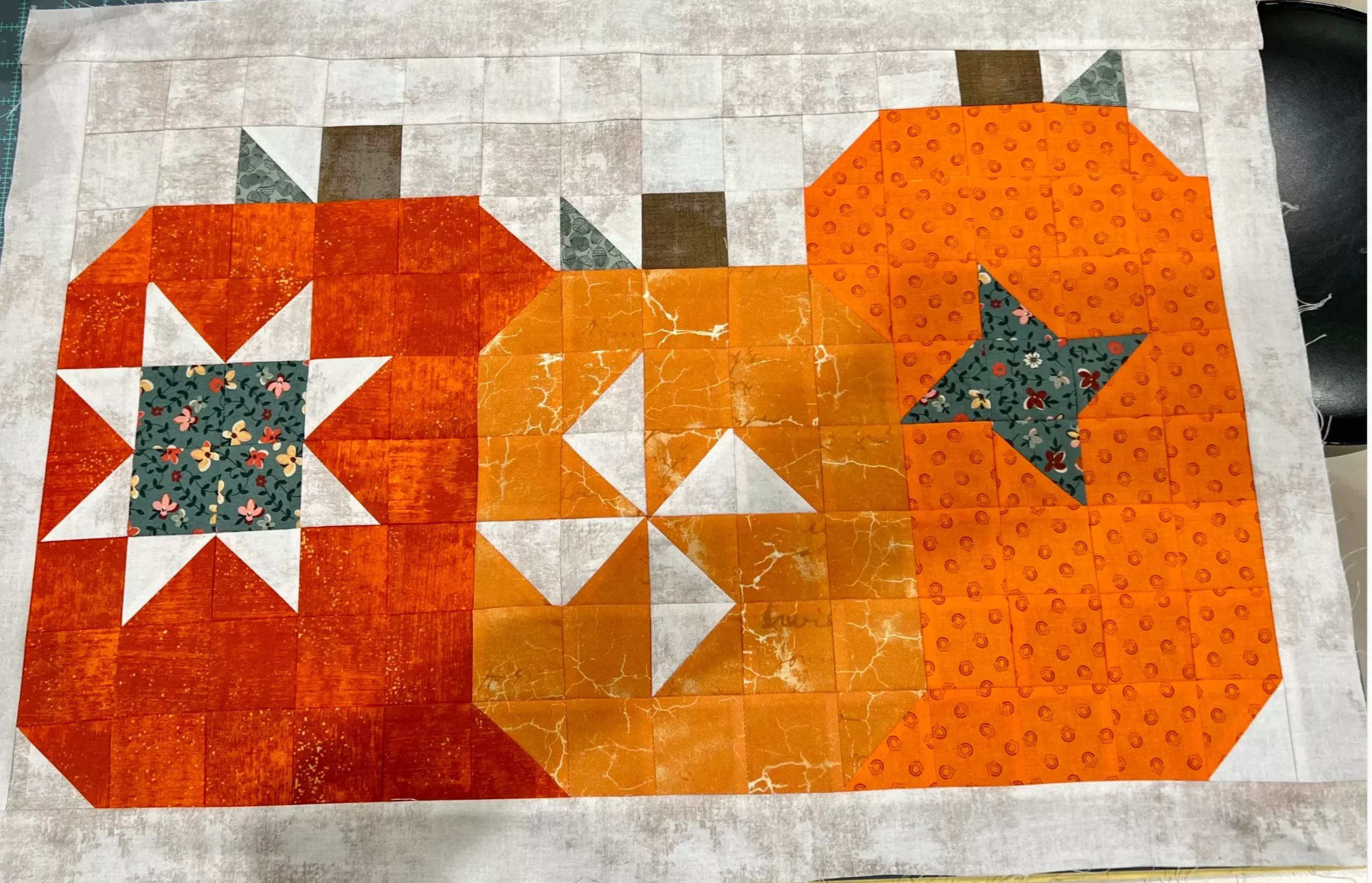 Patchwork Pumpkin Trio Kit-Top, Backing & Binding