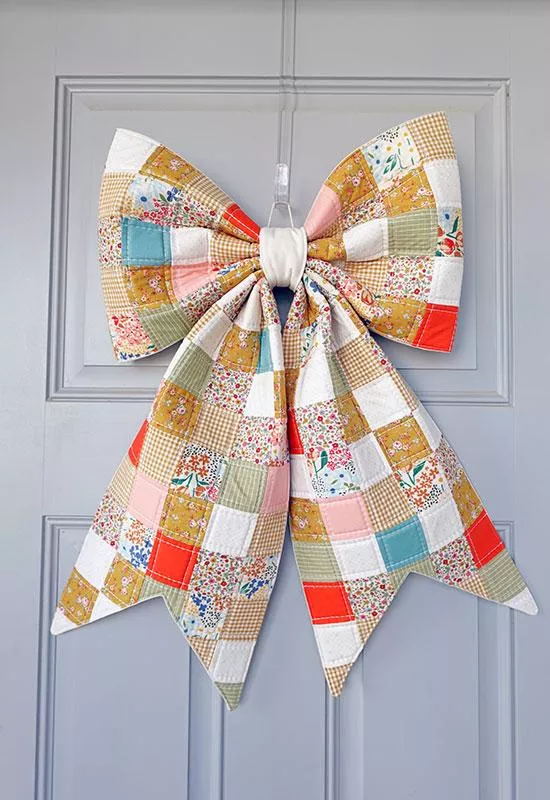 Patchwork Quilted Bow Pattern
