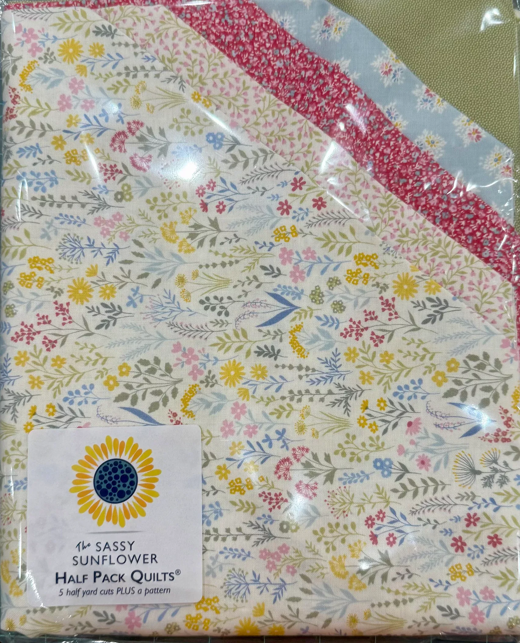 Petite Fleur-The Sassy Sunflower Half Pack Quilts Kit