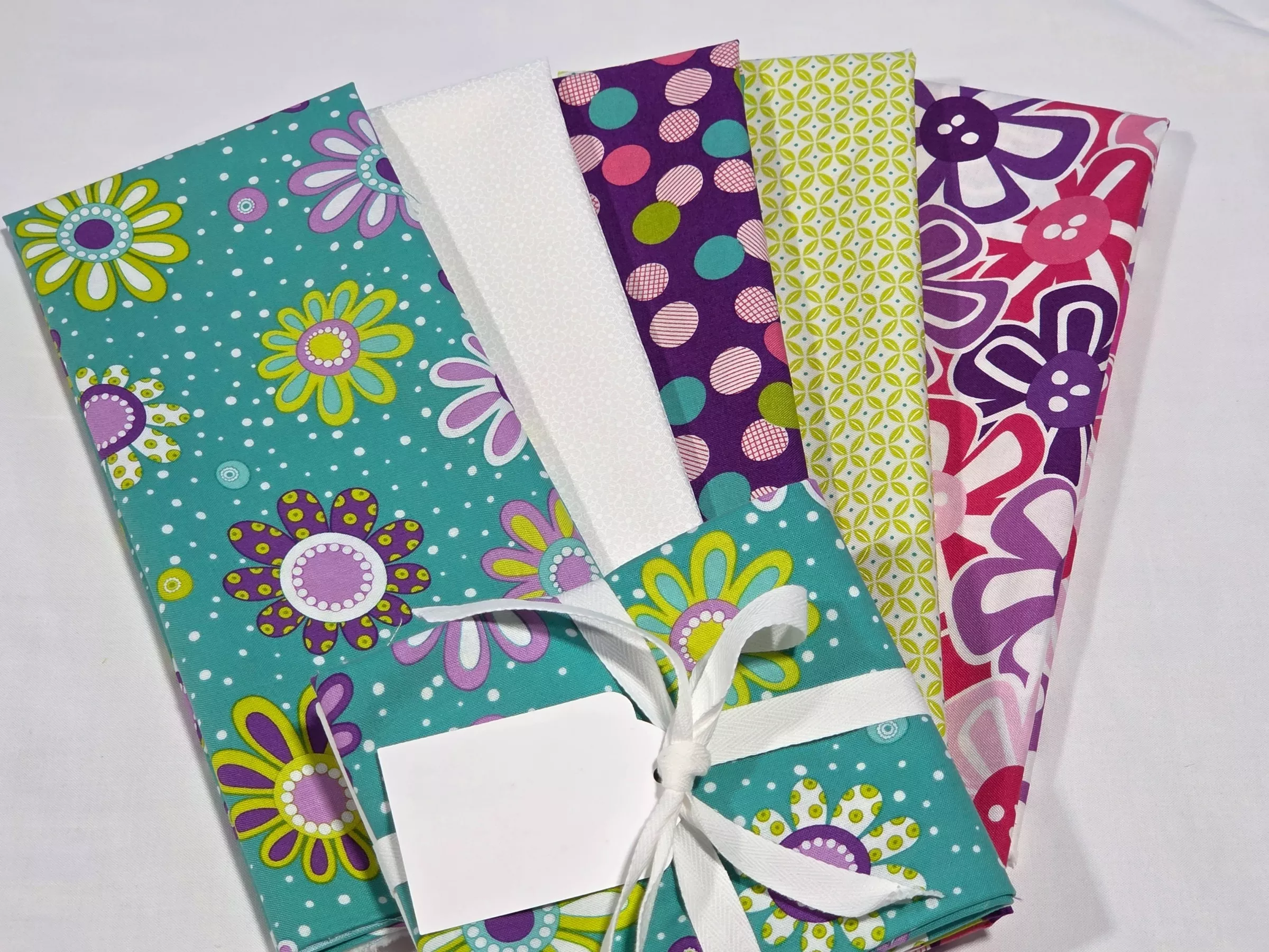 Pick Me : (5) Fat Quarter Bundle - BLUE - Me & My Sister Designs