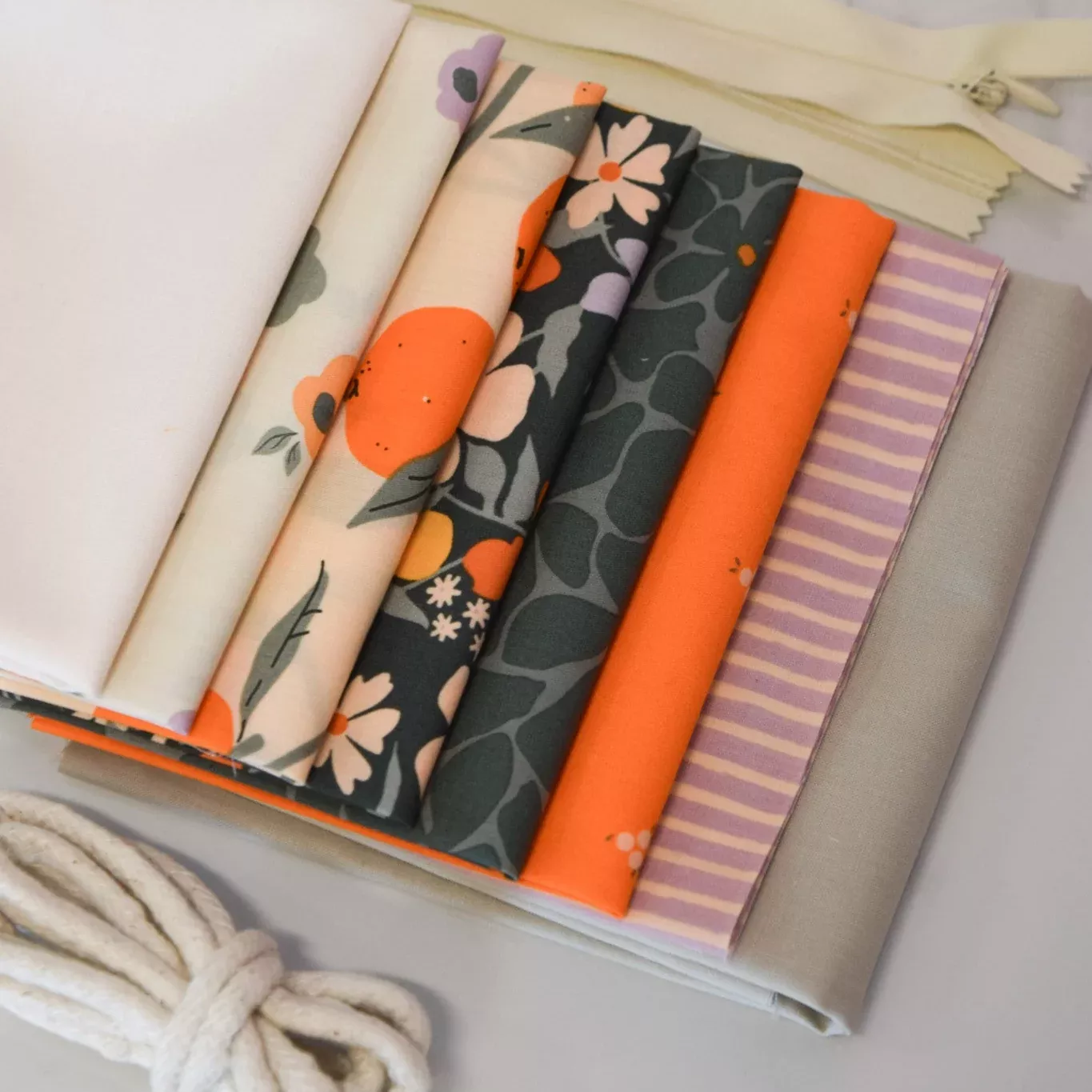 Polly's Puff Pillow Fabric Kit - Tangerine