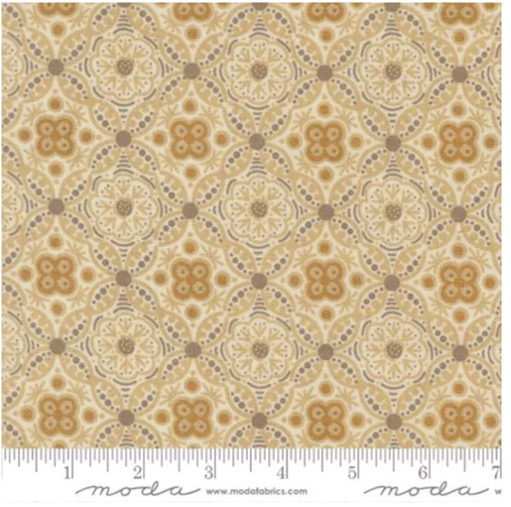 Posh-Filigree Damask Medallion-Ivory Whisper