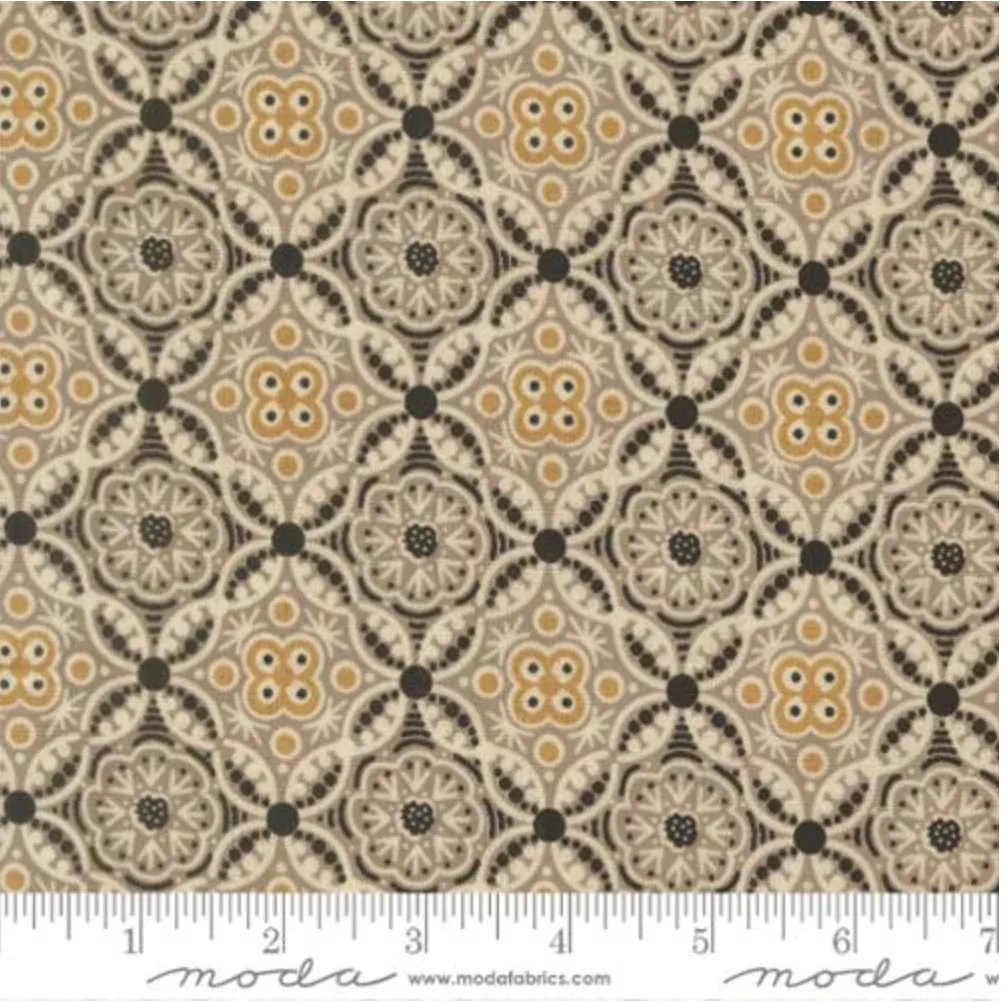 Posh-Filigree Damask Medallion-Onyx Noir