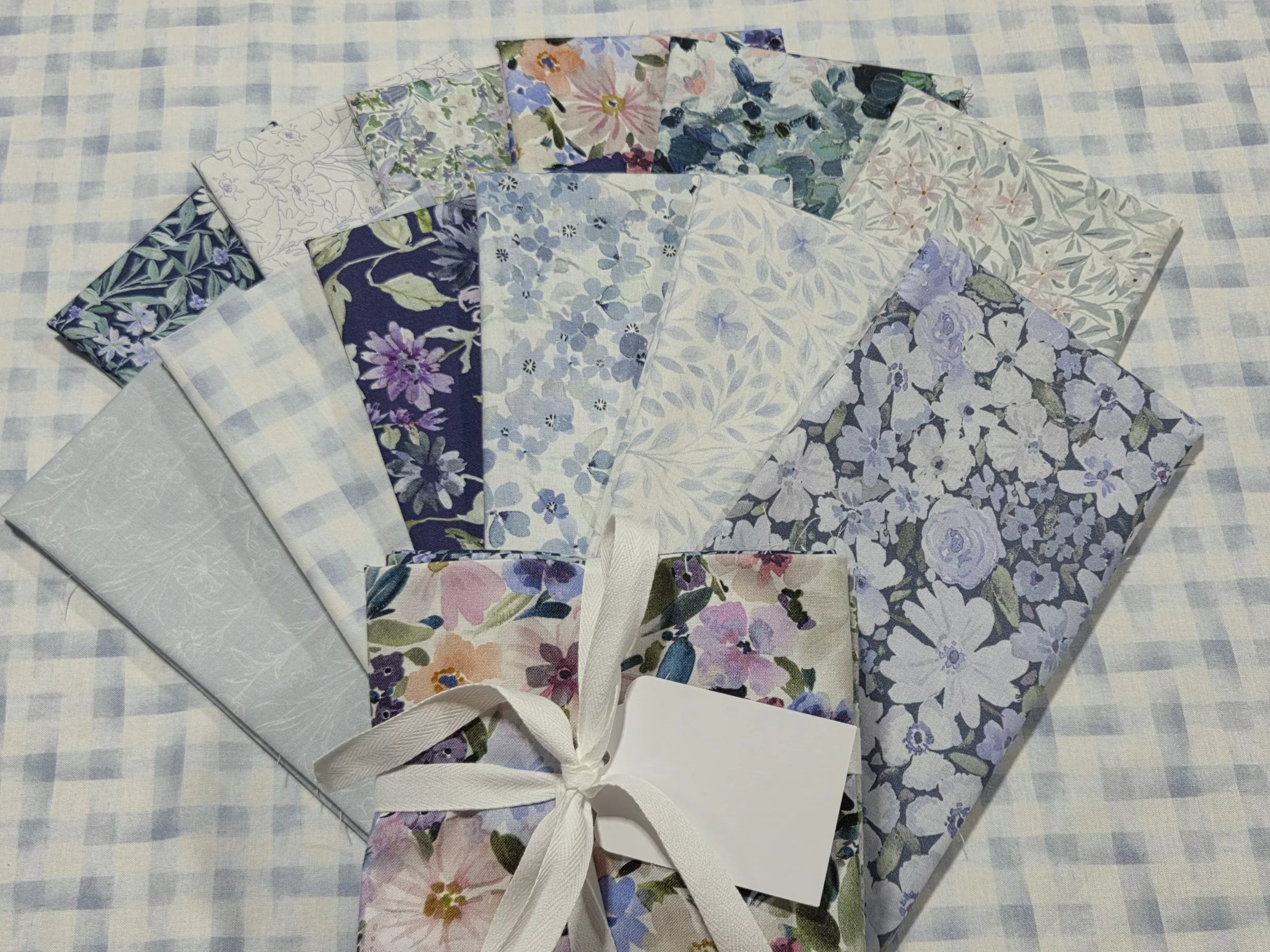 Primavera : (12) Fat Quarter Bundle - Dear Stella