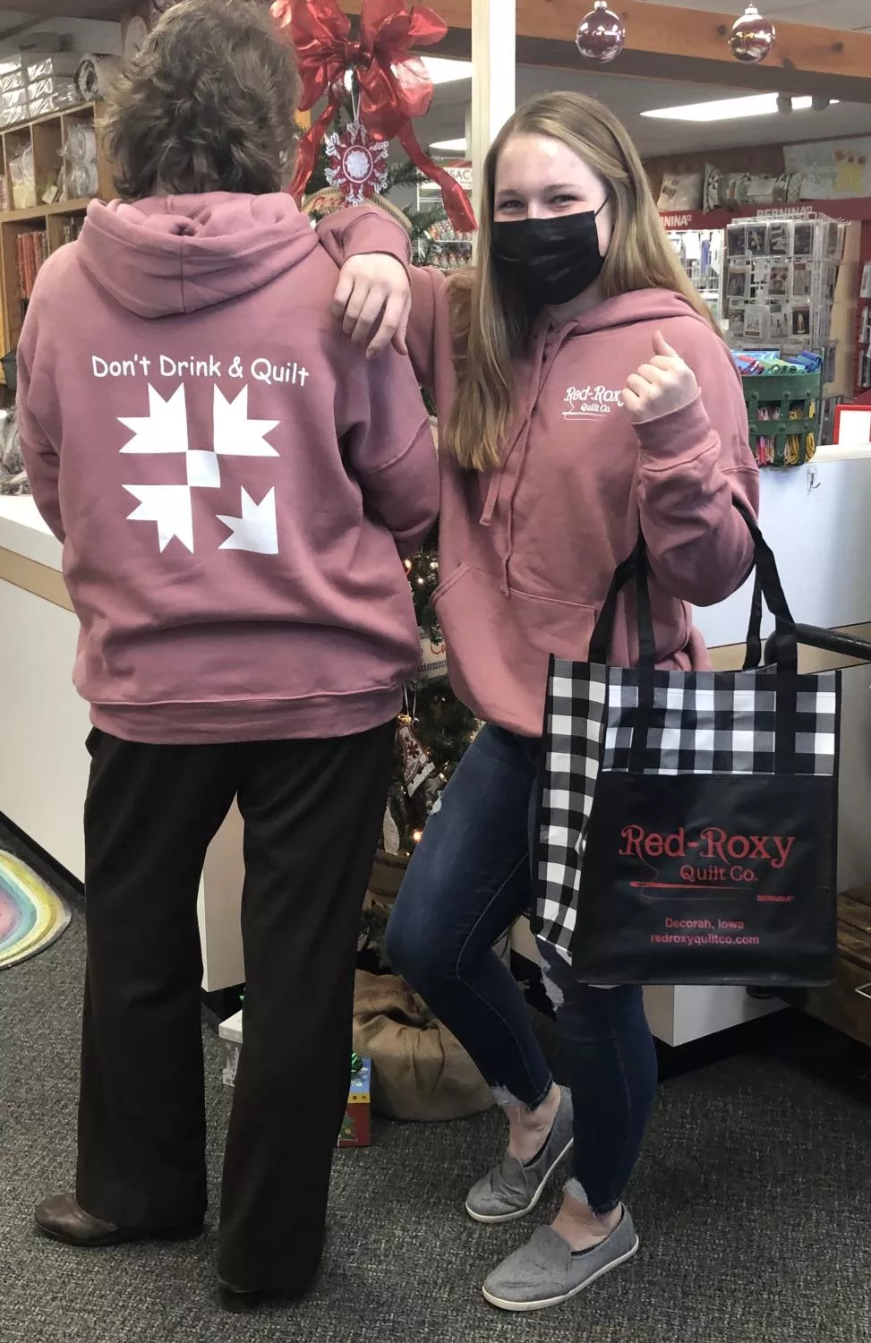 Red-Roxy Sweatshirt, M w/logo & full back