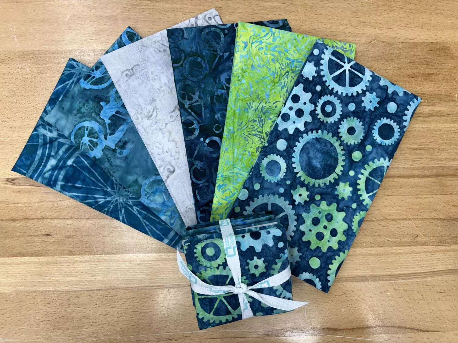 Ride On 4 Batik (6pc) FQ Bundle - (approx 20" x 22")