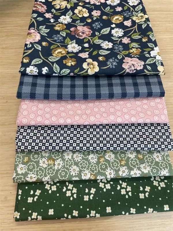 Rosewood Fat Quarter Fabric Bundle (6)