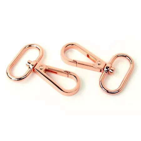 Sallie Tomato Two Swivel Hooks 1