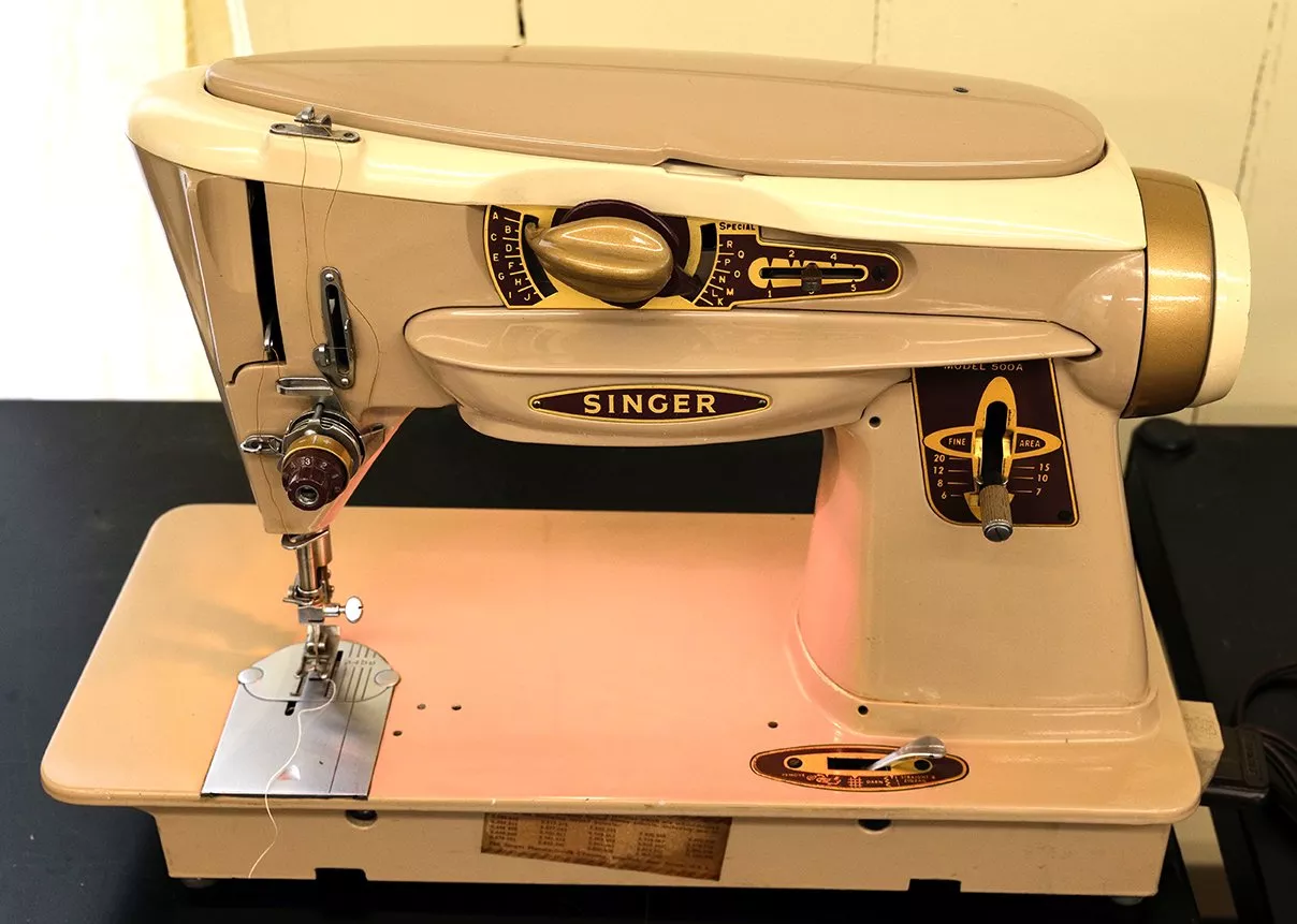 Singer 500A Rocketeer Sewing Machine