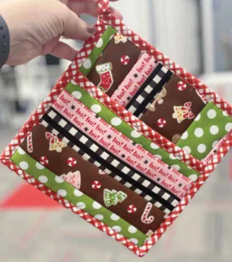 Strip and Flip Pocket Hot Pad Holders (Downloadable Sewing Pattern)