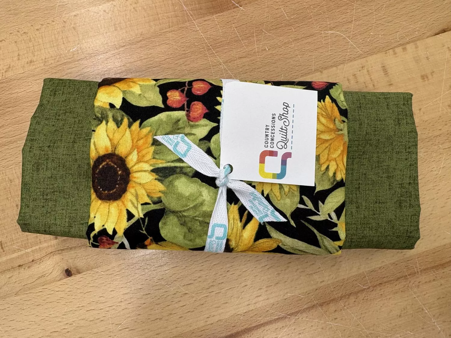 Sunflower Splendor Placemats KIT - Makes 4 Placemats 12" x 16"