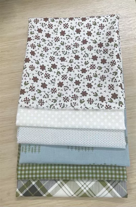 Sweetwater's Chilly Fat Quarter Fabric Bundle #2 (6)