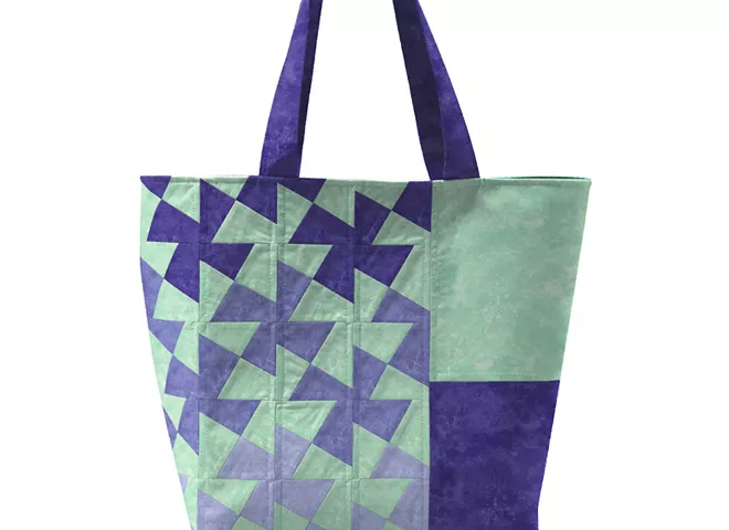 Twister Tote Pattern by Around The Bobbin ATB131