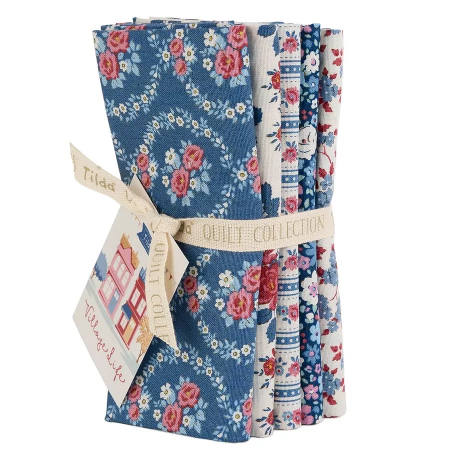 Village Life : Fat Quarter Bundle Blue 5 fabrics 21 x 19 - #TIL300277 - Tilda