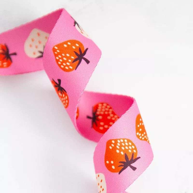 Webbing : Strawberry Daisy 1.5" - #SSCWEB 32 - Stitch Supply#25