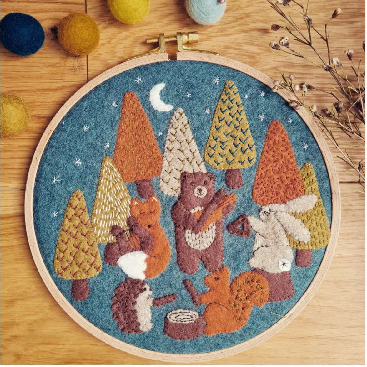 Wool Mix Felt Applique Hoop Woodland Melody Kit