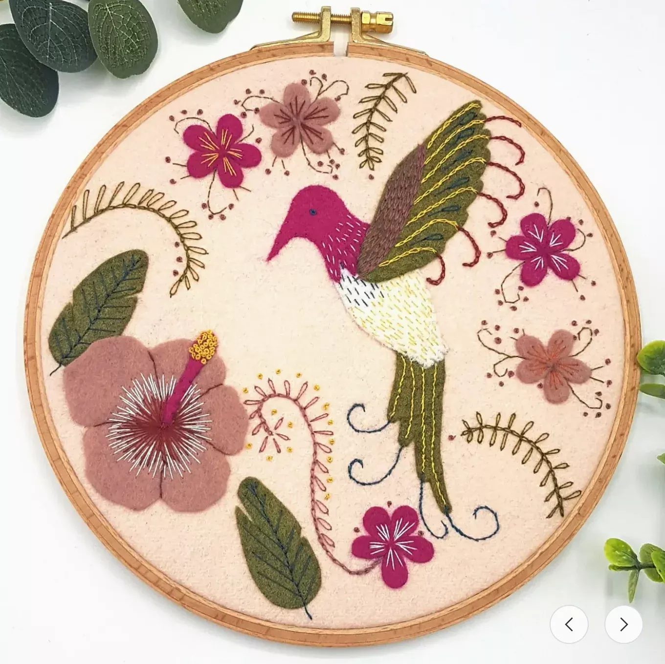 Wool Mix Flet Applique Hoop Kit-Humming Bird