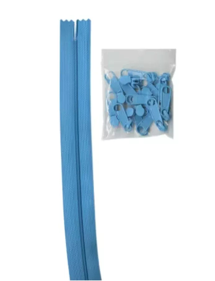yards of 16mm #4.5 zipper chain and 16 Extra-Large Coordinated Pulls Parrot Bl