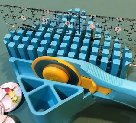 Your Nest Organizer - Peacock